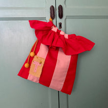 Load image into Gallery viewer, Clown Conker