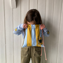 Load image into Gallery viewer, Conker Bag