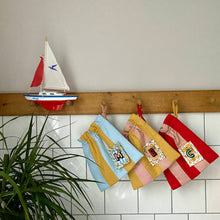 Load image into Gallery viewer, Conker Bag