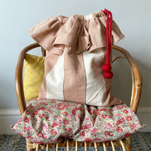 Load image into Gallery viewer, Clown Conker