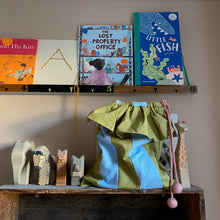 Load image into Gallery viewer, Clown Conker